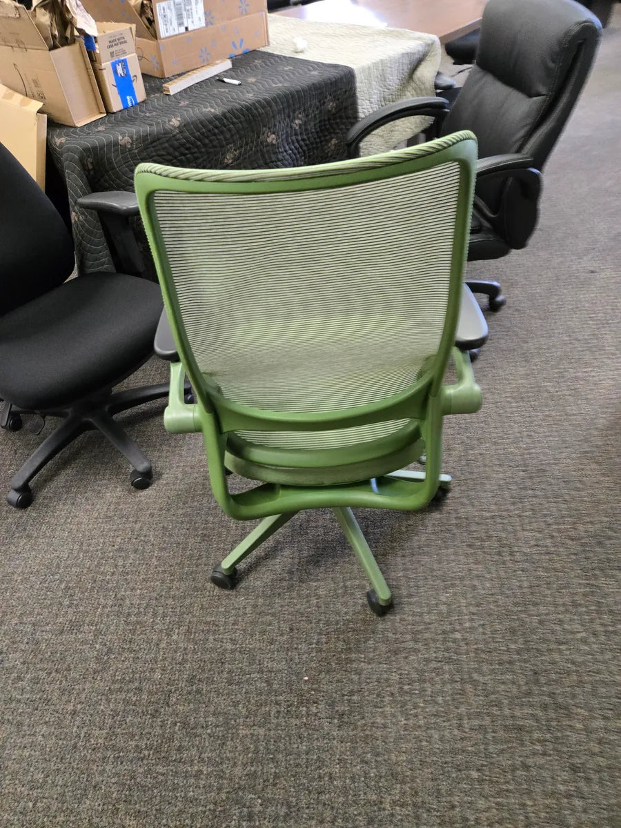 Verde Mesh High Back Swivel Tilter Chair