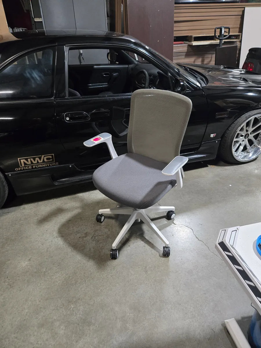Fortis Mesh Back Swivel Chair